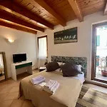 Bright, Cozy Apartment In The Heart Of Verona