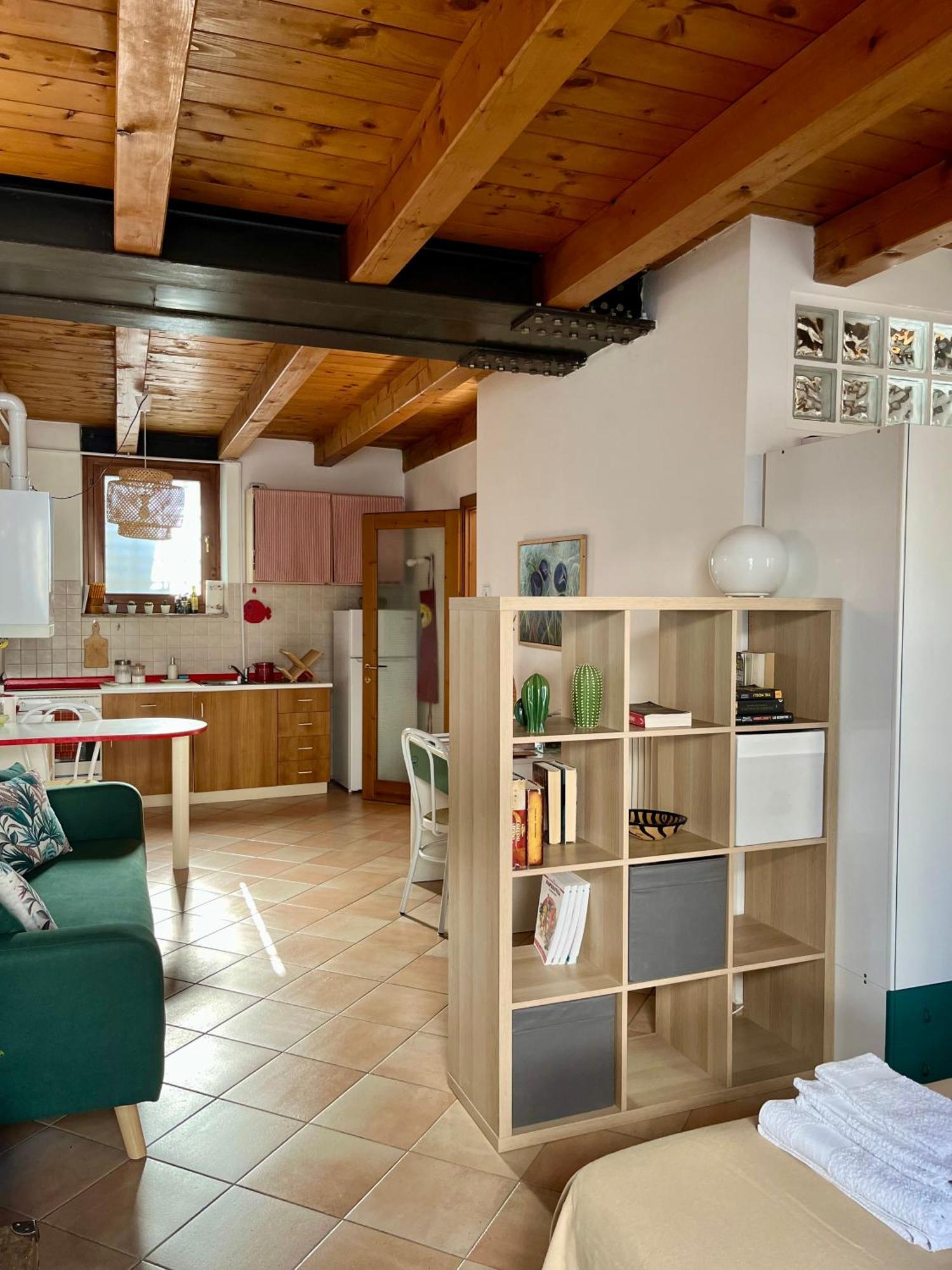 Bright, Cozy In The Heart Of Apartment *