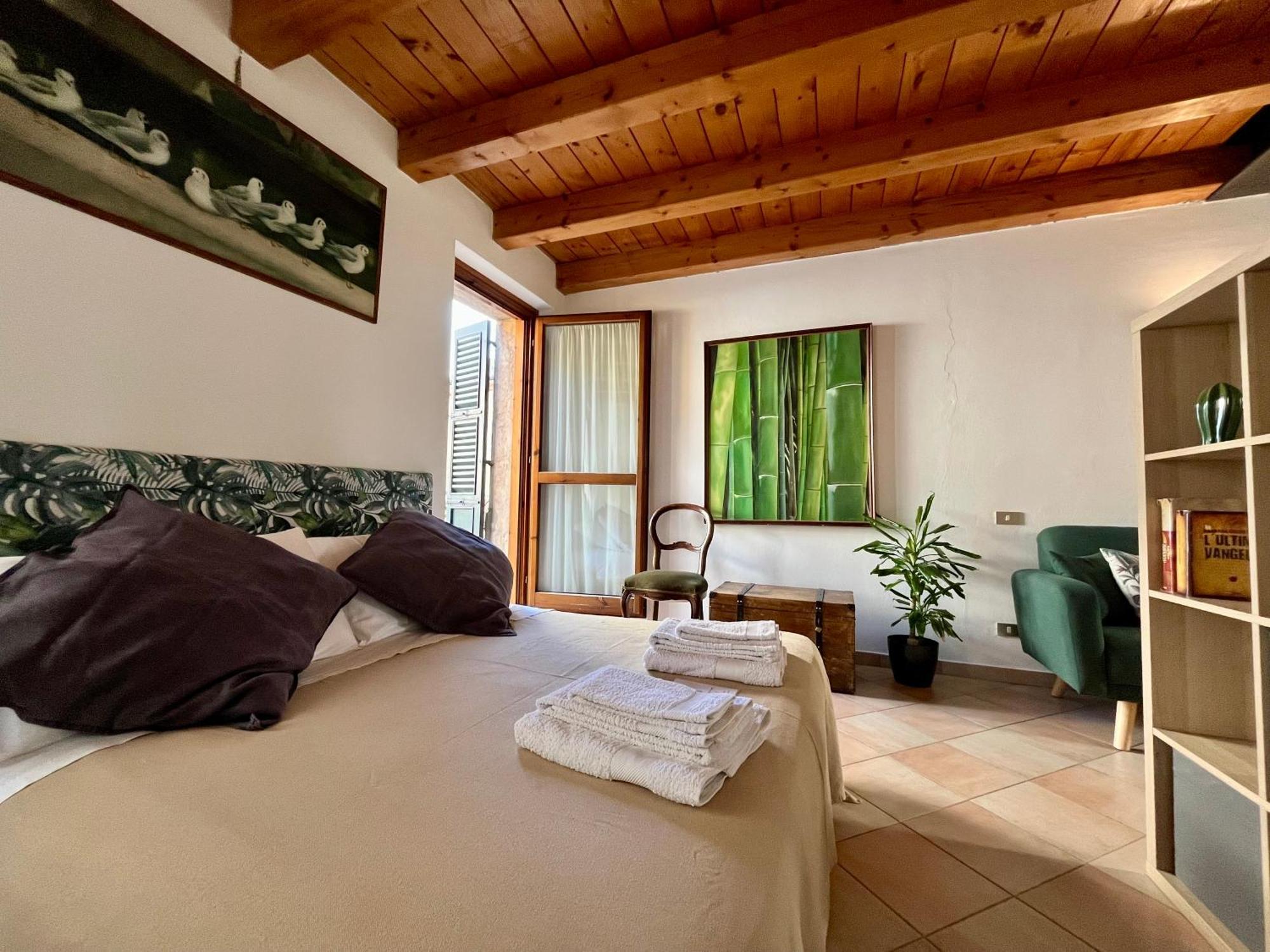 Apartment Bright, Cozy In The Heart Of *