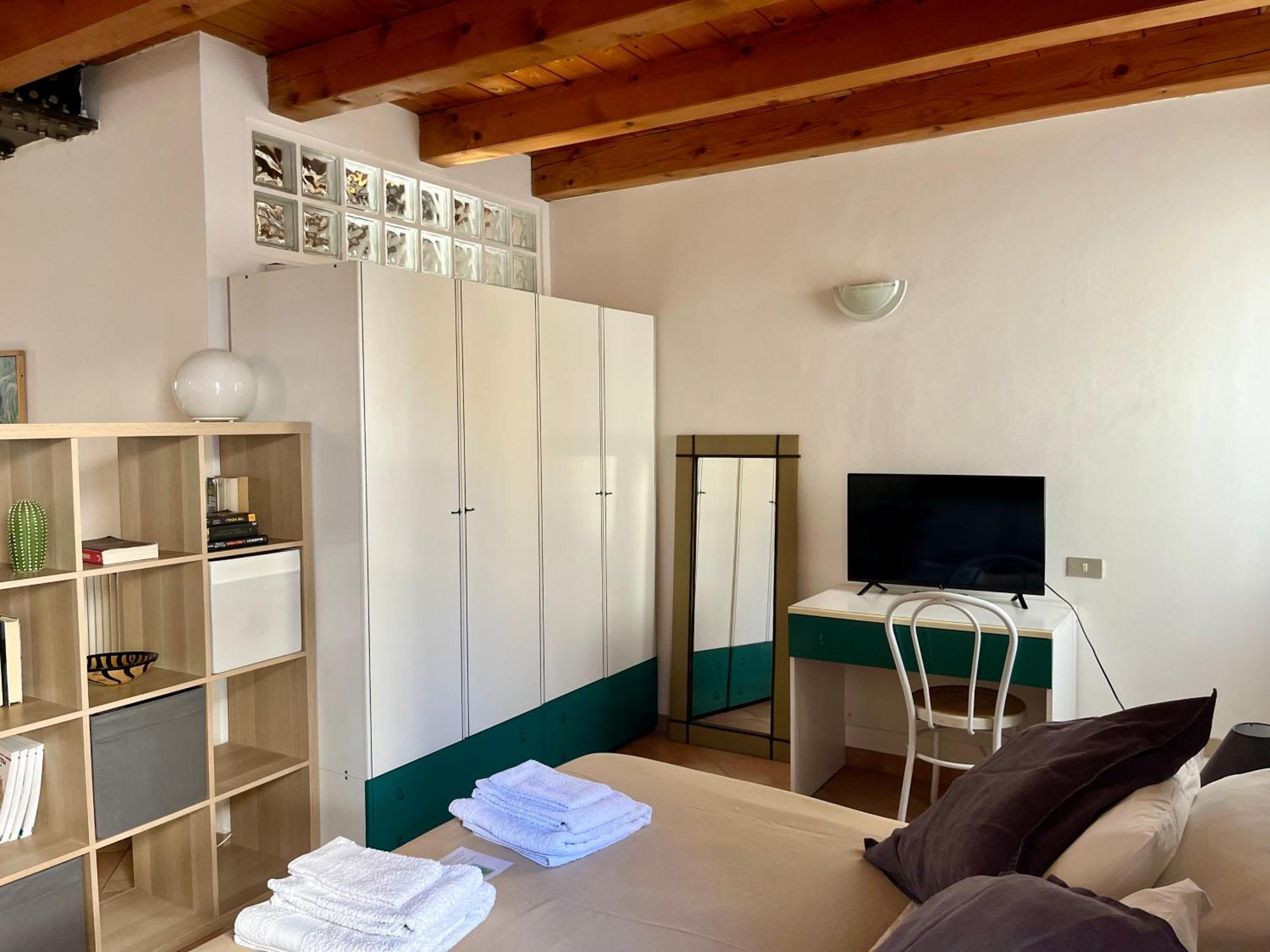 Bright, Cozy In The Heart Of * Verona